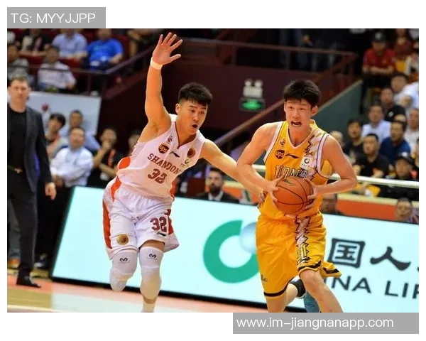 周琦重返增强北京内线实力广东对广厦将考验球队真实水平