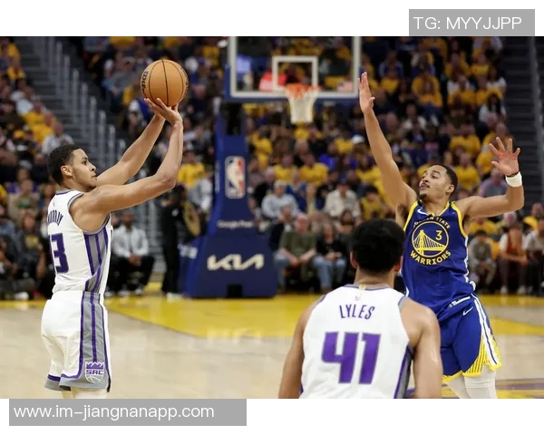 普尔替补出战26分钟高效表现14中7砍下26分3篮板助球队逆转胜利