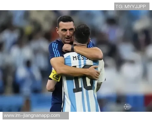 斯卡洛尼与梅西新年私会深入探讨世界杯战略与计划 斯卡洛尼与梅西新年私会深入探讨世界杯战略与计划