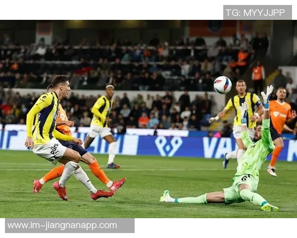 佩杜拉分析罗马若获欧冠或欧联杯资格将强制执行马伦买断条款 佩杜拉分析罗马若获欧冠或欧联杯资格将强制执行马伦买断条款