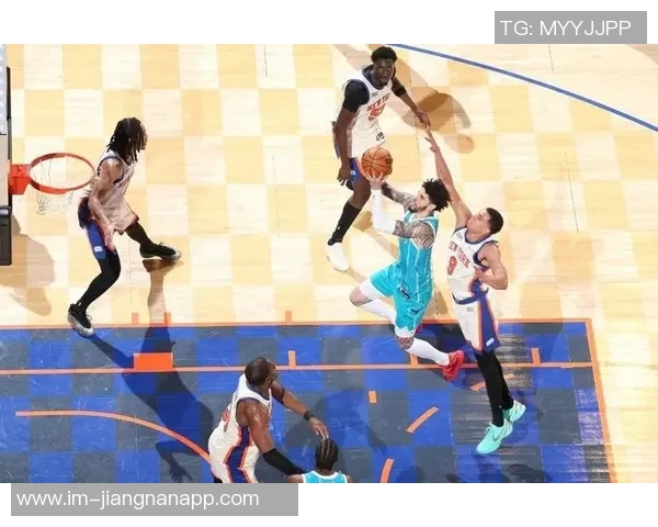 黄蜂首发组合三球米勒布里奇斯与克尼佩尔携手出战战绩显著9胜4负